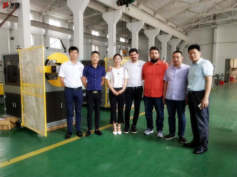 聽說,貝朗數控彎線機廠家來了外國客戶參觀? 聽說,貝朗數控彎線機廠家來了外國客戶參觀?