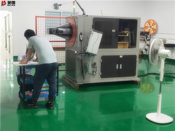 貝朗自動化技術工程師打樣現場 貝朗自動化技術工程師打樣現場
