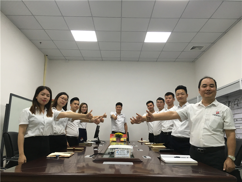 貝朗鋼絲自動成型機著裝、工作的要求是什么? 貝朗鋼絲自動成型機著裝、工作的要求是什么?